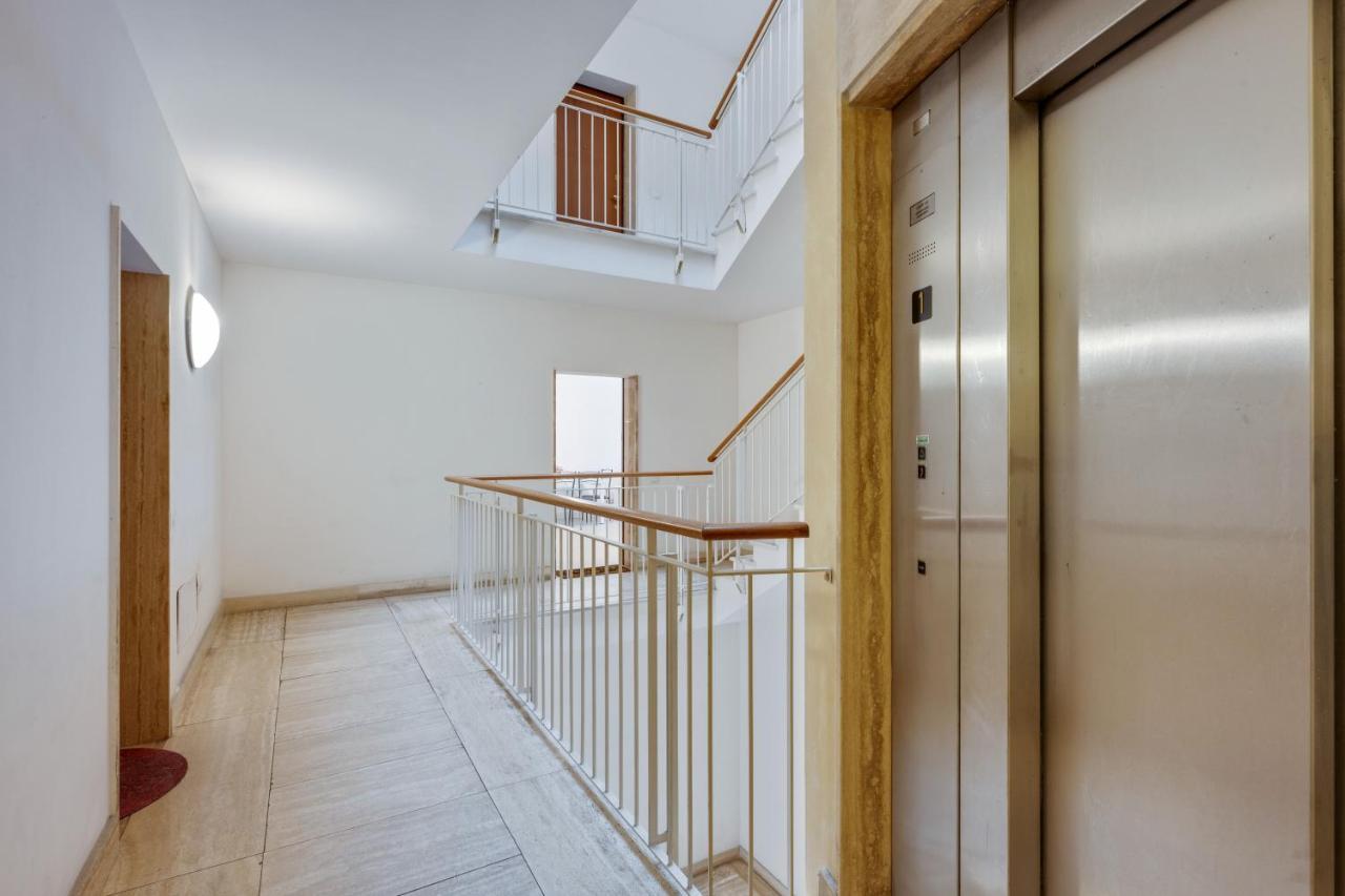 Il Broletto Apartment - Affitti Brevi Italia Lecco Luaran gambar